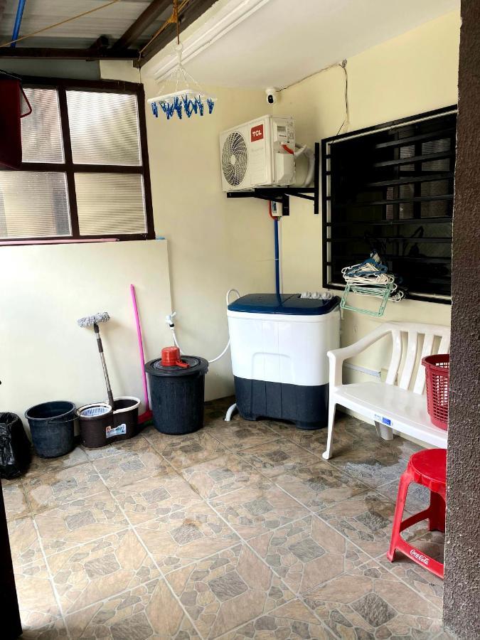 2 Bedroom Townhouse In Bacolod City 外观 照片